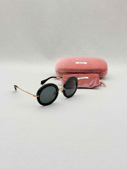 Pre - loved MIU MIU Black Sunglasses at Reems Closet