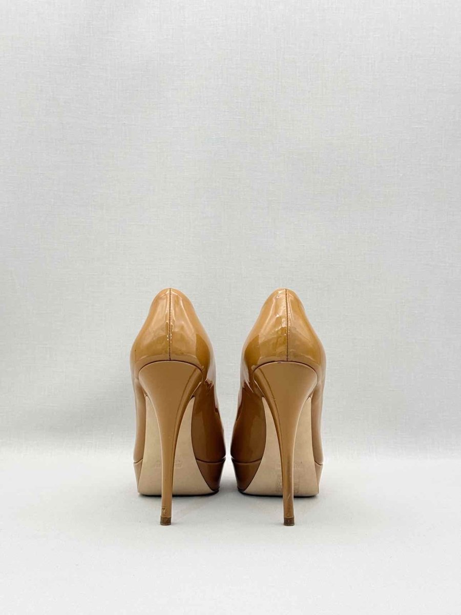 Pre-loved MIU MIU Cammeo Brown Size EU 37 Pumps at Reems Closet