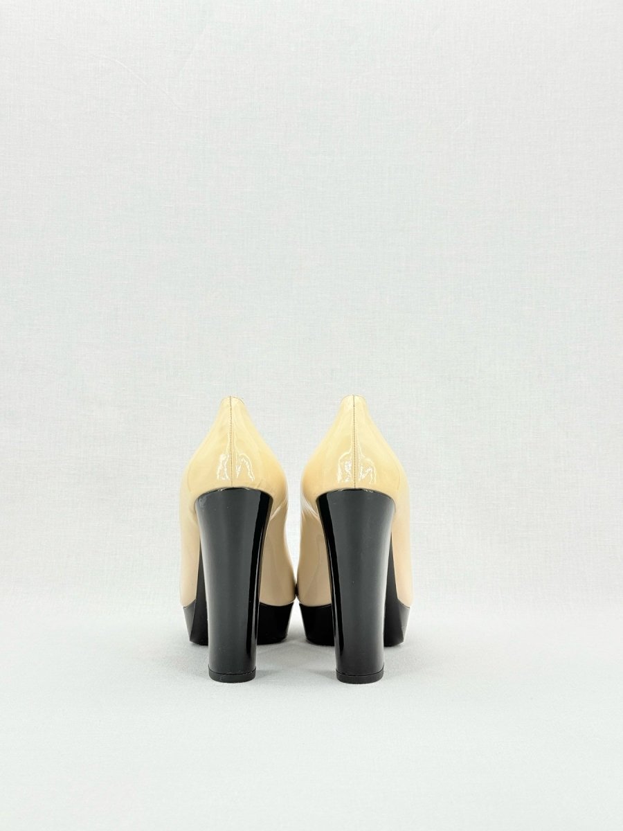 Pre - loved MIU MIU Cream & Black EU 40 Pumps at Reems Closet