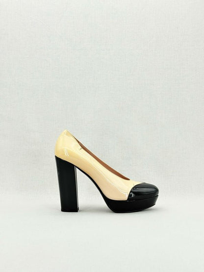 Pre - loved MIU MIU Cream & Black EU 40 Pumps at Reems Closet