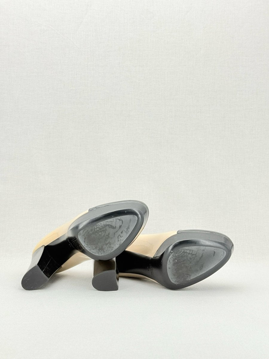 Pre - loved MIU MIU Cream & Black EU 40 Pumps at Reems Closet