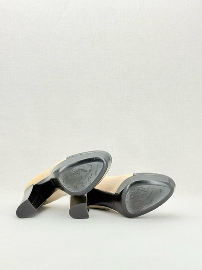 Pre - loved MIU MIU Cream & Black EU 40 Pumps at Reems Closet