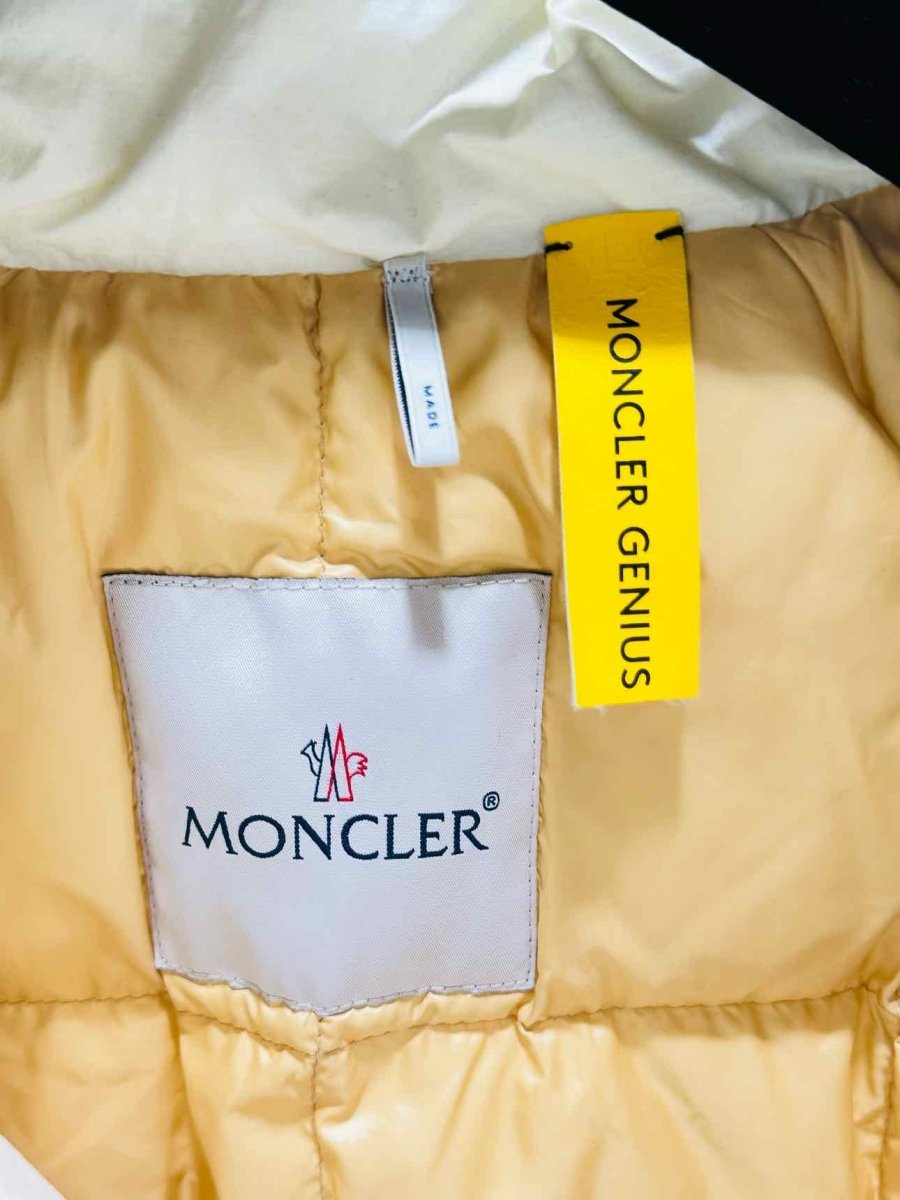Pre - loved MONCLER Reisa Off - white Size Medium Jacket at Reems Closet