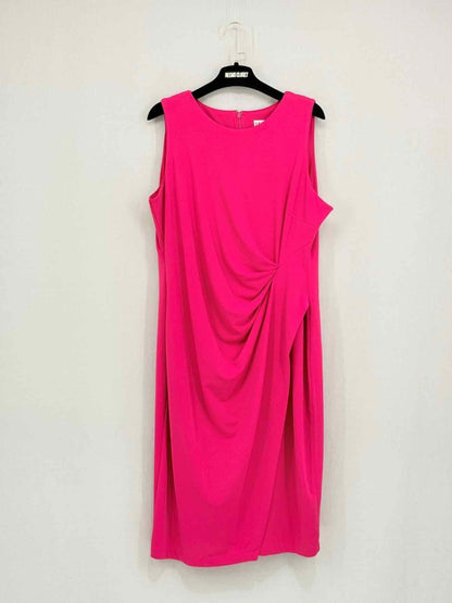 Pre - loved NEIMAN MARCUS Pink Size US 12 Knee Length Dress at Reems Closet