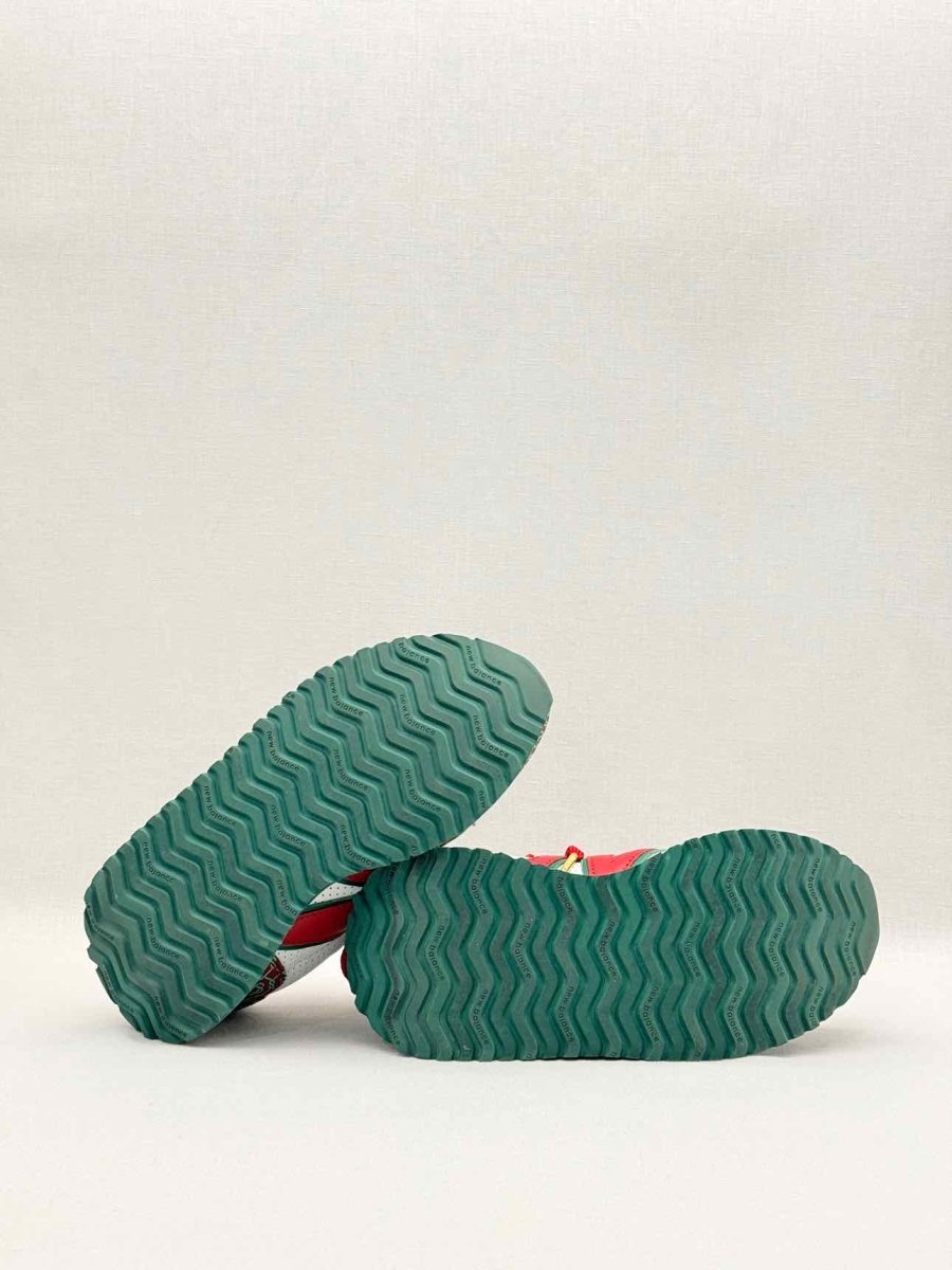 Pre-loved NEW BALANCE 237 White, Red & Green Size EU 38 Sneakers at Reems Closet