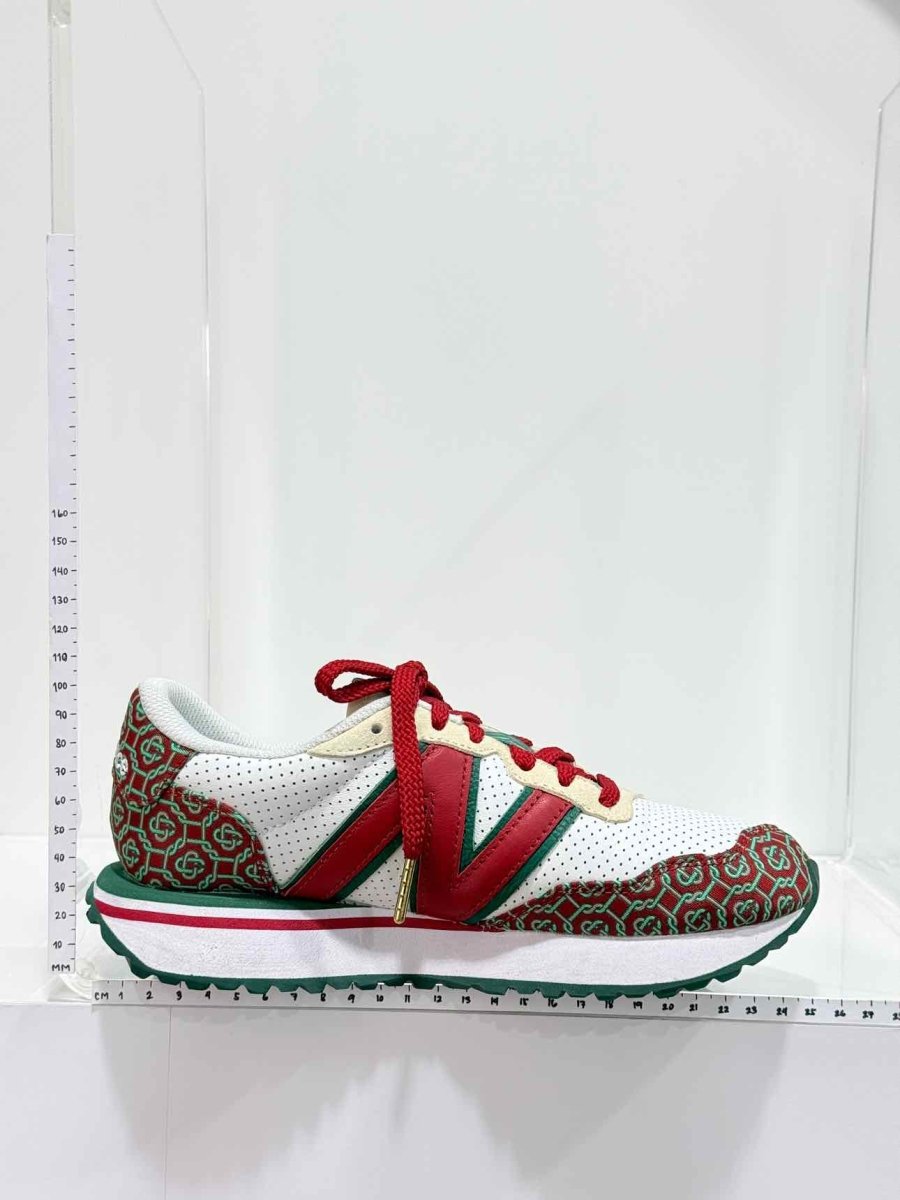 Pre-loved NEW BALANCE 237 White, Red & Green Size EU 38 Sneakers at Reems Closet