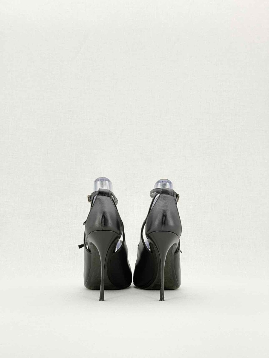 Pre - loved NICHOLAS KIRKWOOD Black Size EU 39 Heeled Sandals at Reems Closet