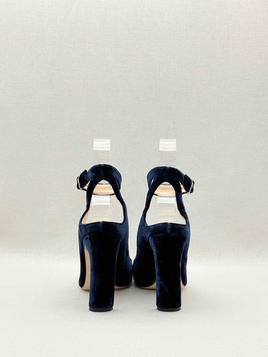 Pre - loved NICHOLAS KIRKWOOD Lola Navy Size EU 38 Pumps at Reems Closet
