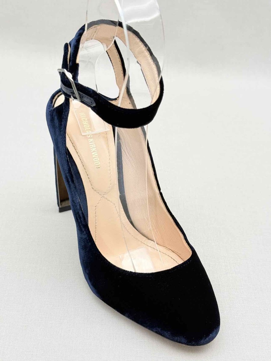 Pre - loved NICHOLAS KIRKWOOD Lola Navy Size EU 38 Pumps at Reems Closet