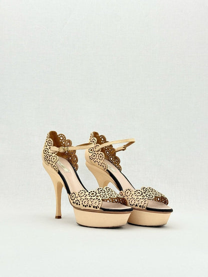 Pre - loved NINA RICCI Gold Size EU 39.5 Heeled Sandals at Reems Closet