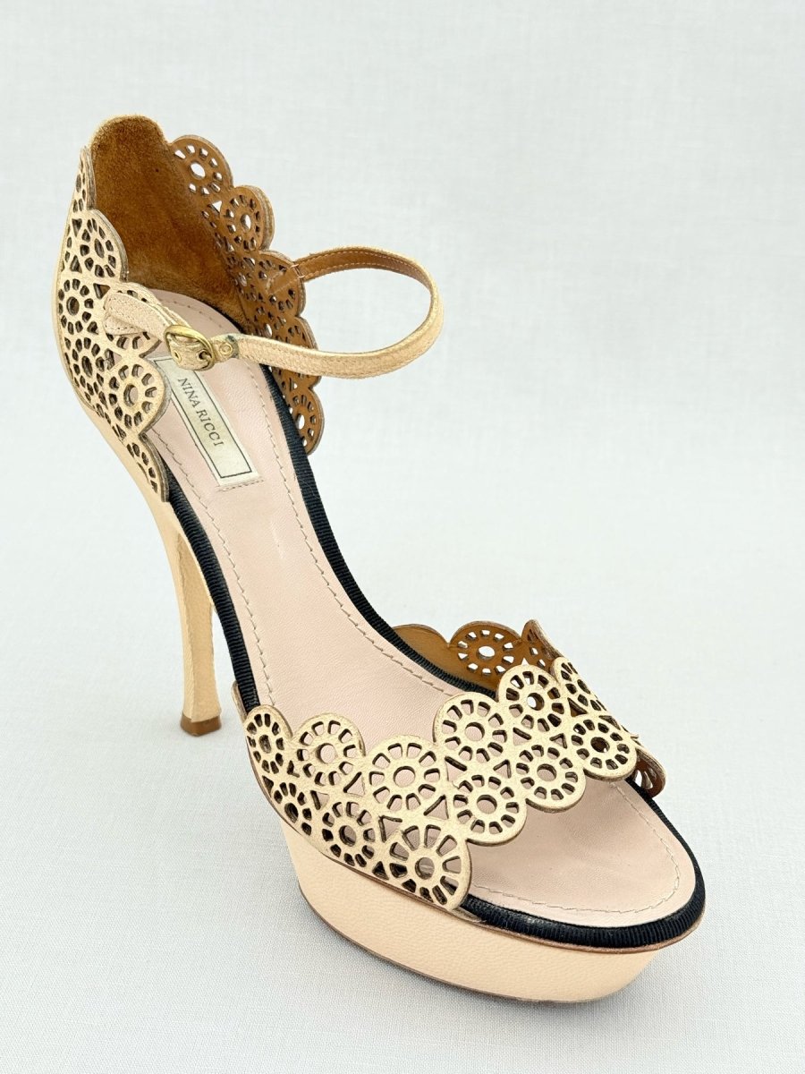 Pre - loved NINA RICCI Gold Size EU 39.5 Heeled Sandals at Reems Closet