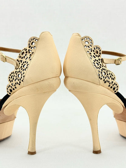 Pre - loved NINA RICCI Gold Size EU 39.5 Heeled Sandals at Reems Closet