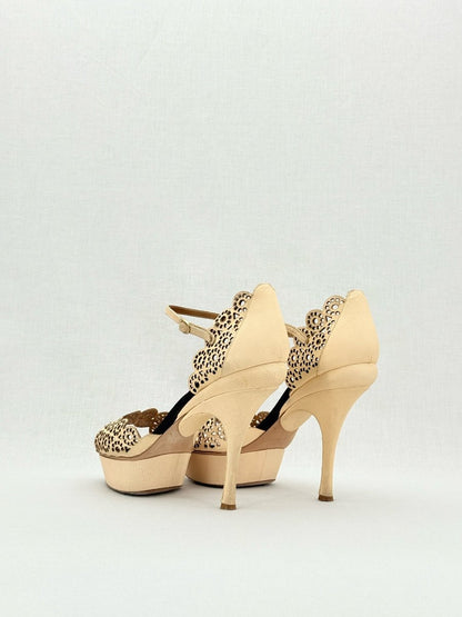 Pre - loved NINA RICCI Gold Size EU 39.5 Heeled Sandals at Reems Closet