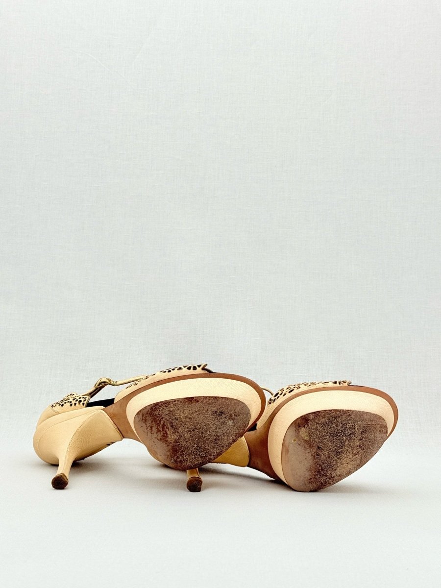 Pre - loved NINA RICCI Gold Size EU 39.5 Heeled Sandals at Reems Closet