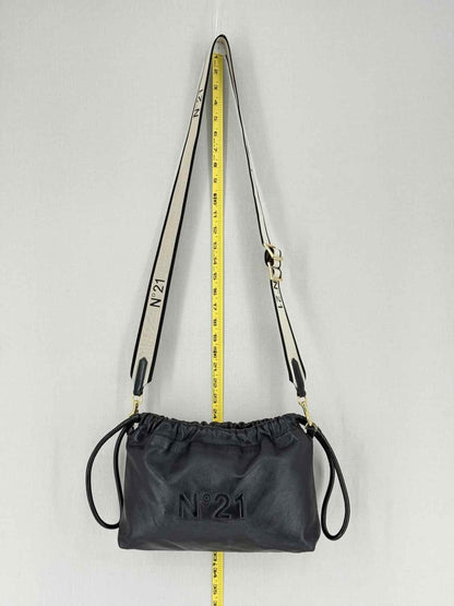 Pre - loved NO21 Eva Black Crossbody at Reems Closet
