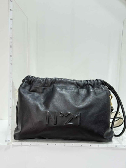 Pre - loved NO21 Eva Black Crossbody at Reems Closet