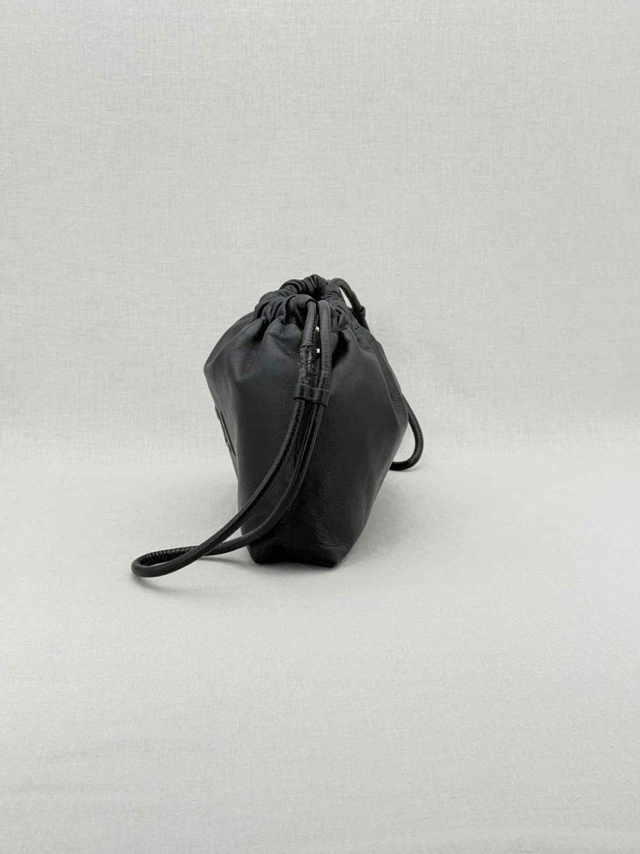 Pre - loved NO21 Eva Black Crossbody at Reems Closet