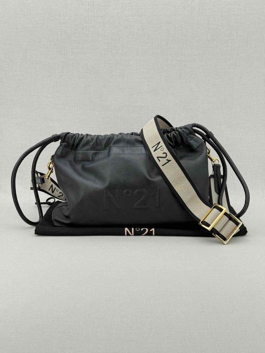 Pre - loved NO21 Eva Black Crossbody at Reems Closet