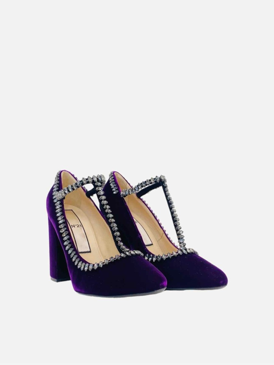Pre-loved NO21 Purple Crystal Embellished Pumps from Reems Closet