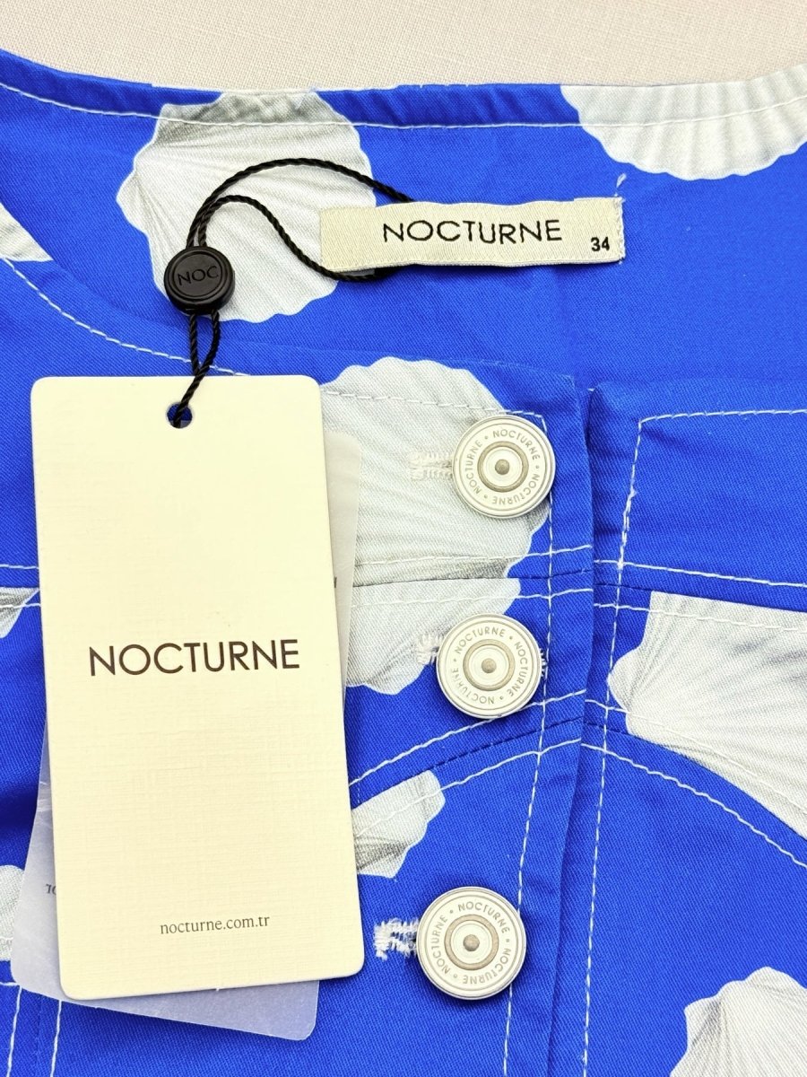 Pre - loved NOCTURNE Blue w/ White Seashell Print US 4 Outfit Set at Reems Closet