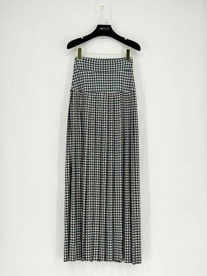Pre - loved NORMA KAMALI Grace Black & White Size XSmall Long Skirt at Reems Closet