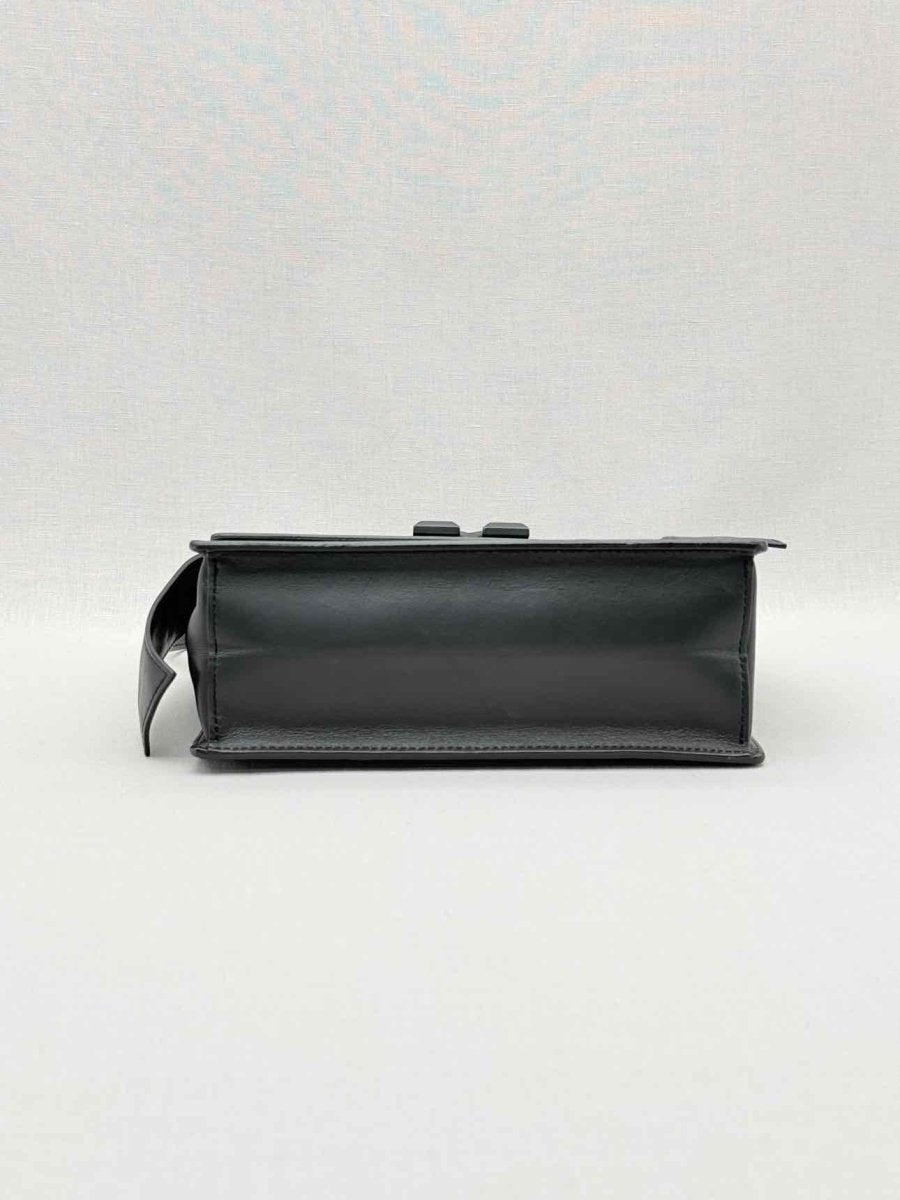 Pre - loved OFF - WHITE 2.8 Jitney Black Top Handle at Reems Closet