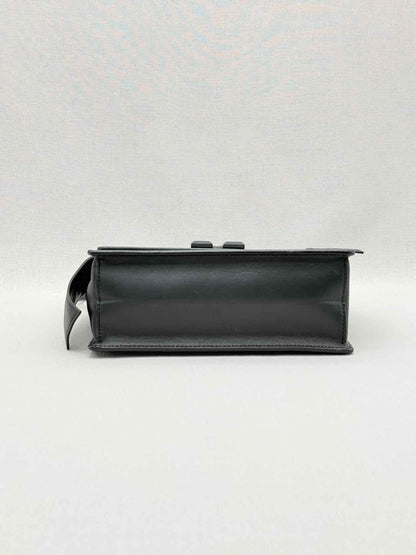 Pre - loved OFF - WHITE 2.8 Jitney Black Top Handle at Reems Closet