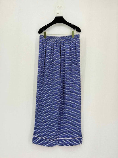 Pre-loved OLIVIA VON HALLE Lila Size US 6 Outfit Set at Reems Closet