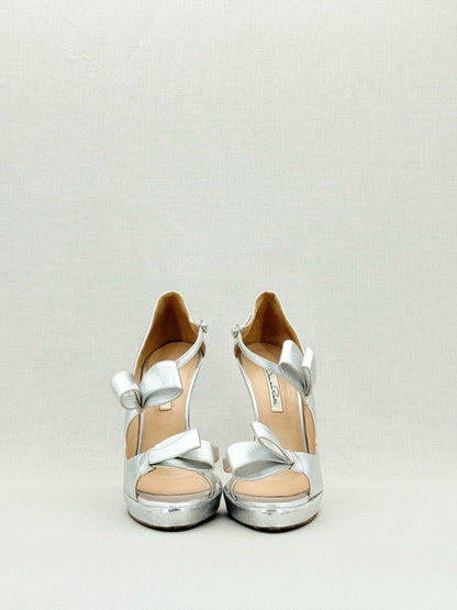 Pre - loved OSCAR DE LA RENTA Silver Size EU 40 Heeled Sandals at Reems Closet