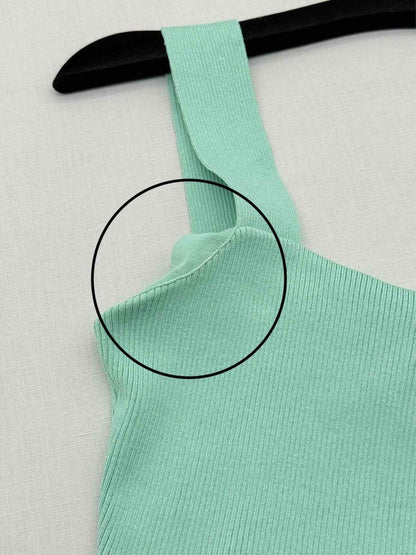 Pre-loved OSCAR DE LA RENTA Spring 2022 Green Size Medium Top at Reems Closet