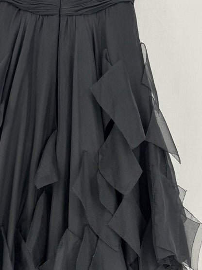 Pre - loved OSCAR DE LA RENTA Vintage Black Size US 6 Midi Dress at Reems Closet