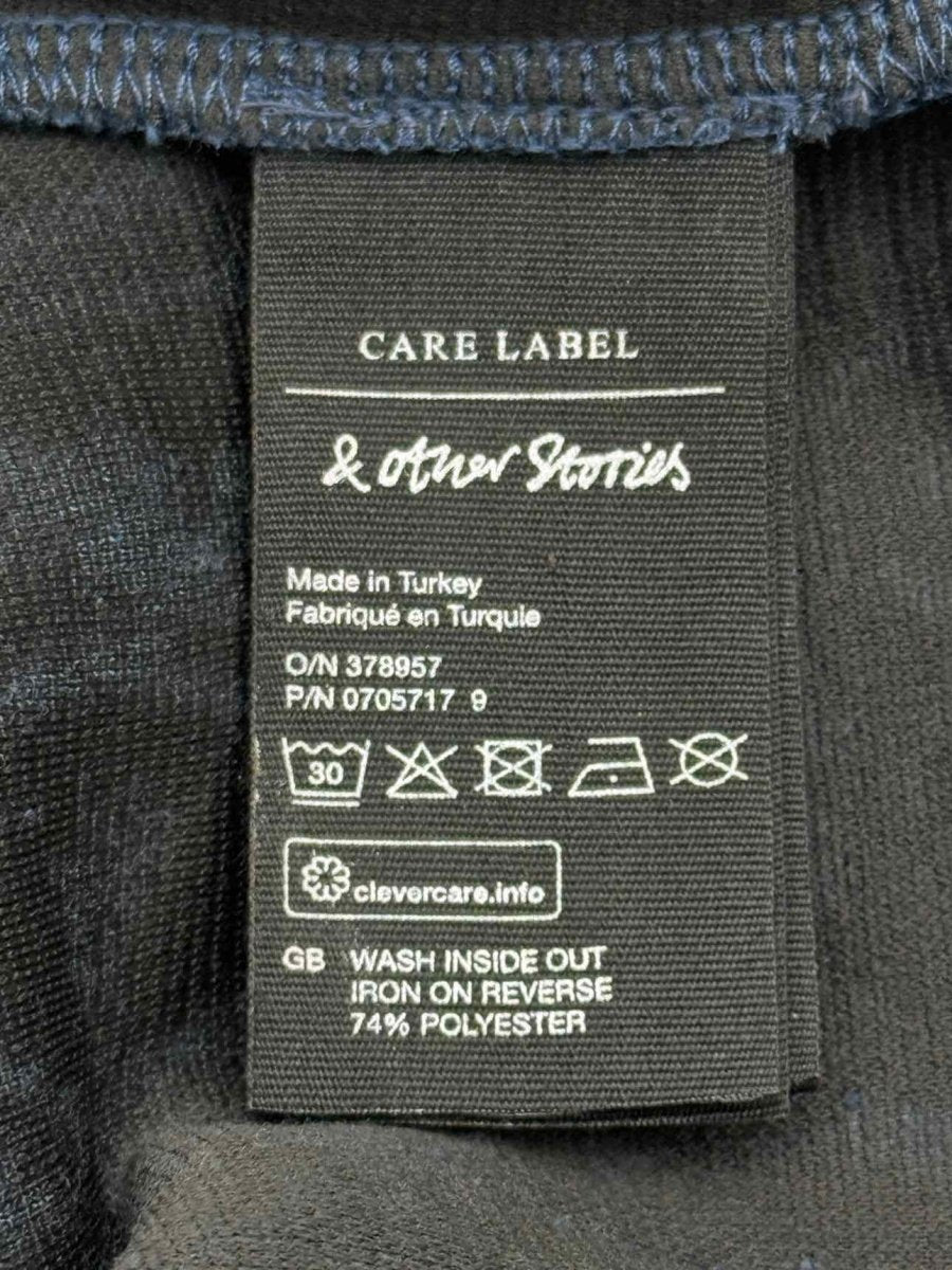 Pre - loved & OTHER STORIES Navy Blue Jacquard Size US 4 Sweater at Reems Closet