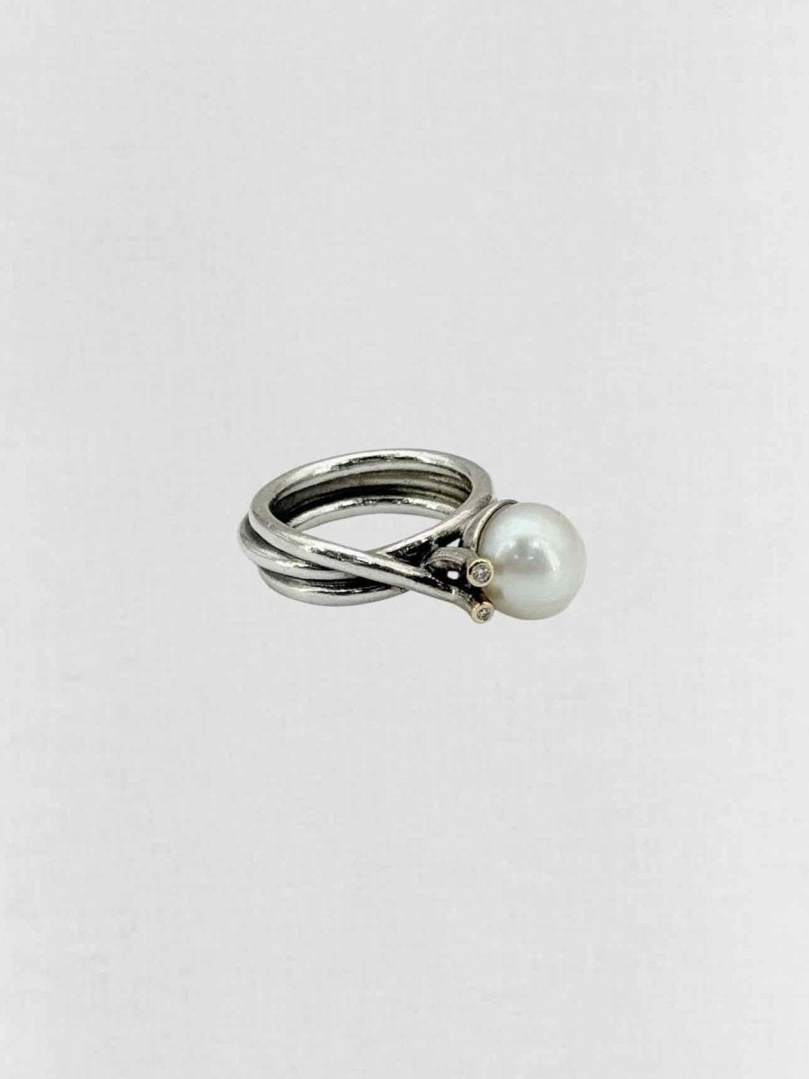 Pre - loved PANDORA Fashion Ring at Reems Closet