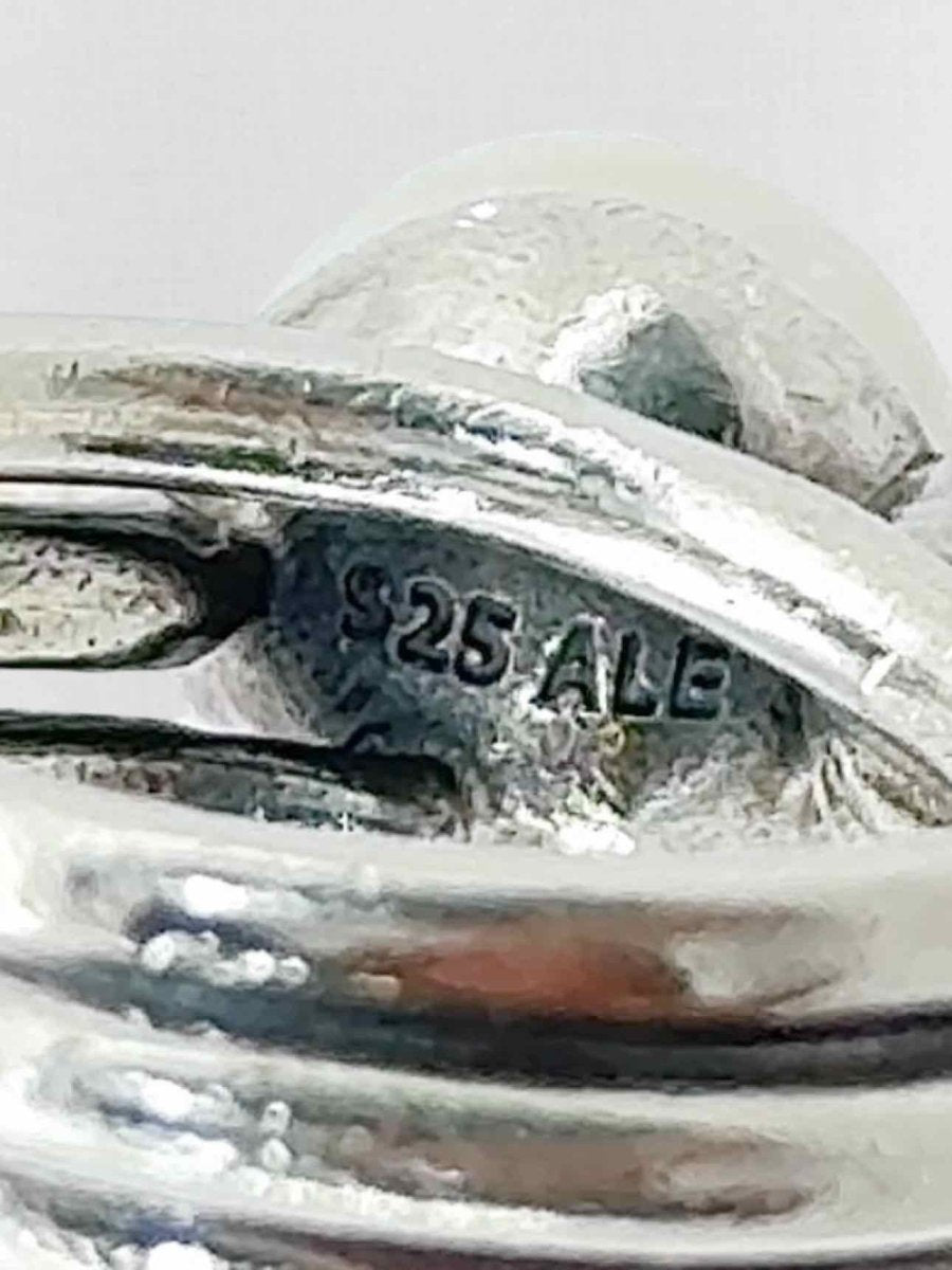 Pre - loved PANDORA Fashion Ring at Reems Closet