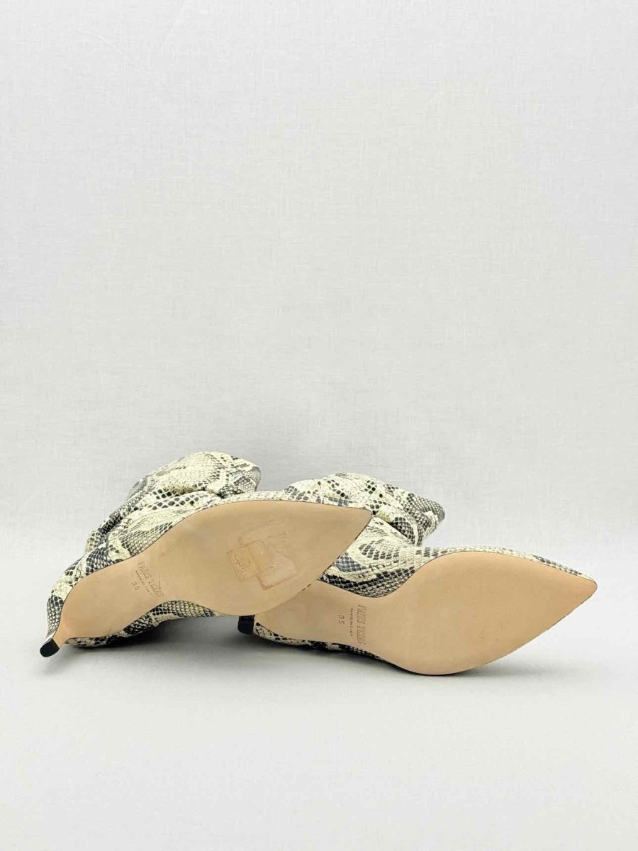 Pre - loved PARIS TEXAS Slouch Cream & Black Size EU 35 Boots at Reems Closet