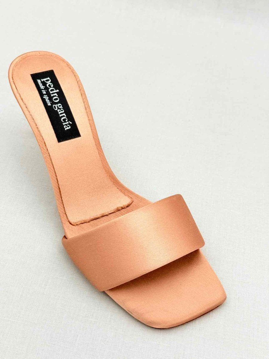 Pre - loved PEDRO GARCIA Beige Size EU 37 Heeled Sandals at Reems Closet