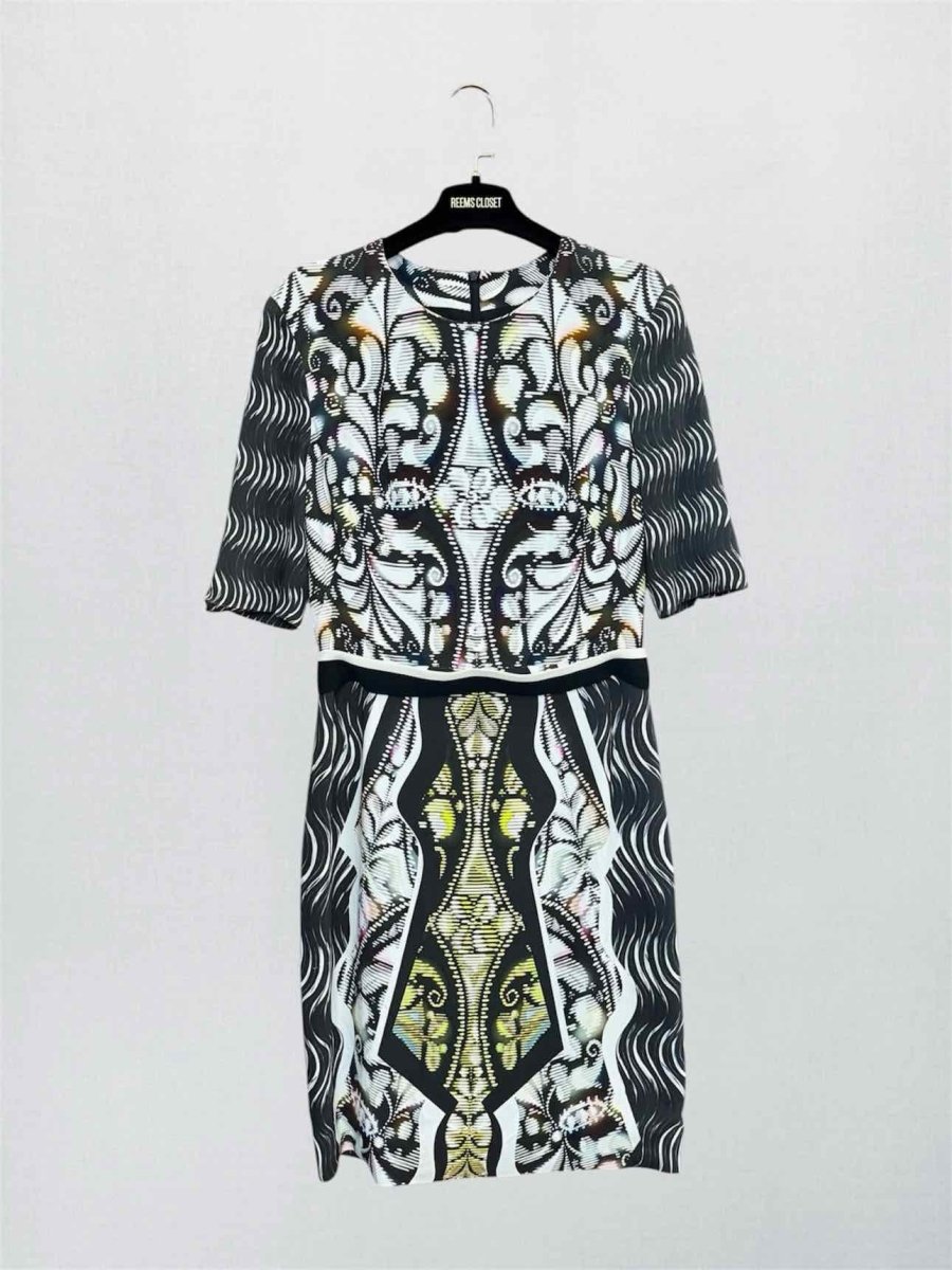 Pre-loved PETER PILOTTO Black & White Size US 8 Knee Length Dress at Reems Closet