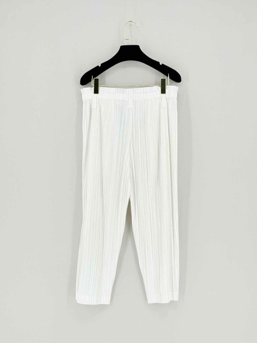 Pre - loved PLEATS PLEASE ISSEY MIYAKE Off - white Size US 4 Pants at Reems Closet