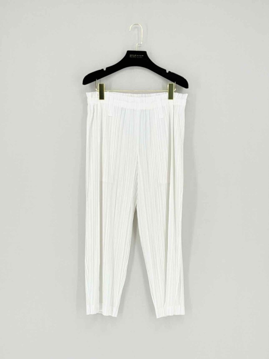 Pre - loved PLEATS PLEASE ISSEY MIYAKE Off - white Size US 4 Pants at Reems Closet