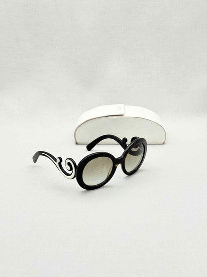 Pre - loved PRADA Black Sunglasses at Reems Closet