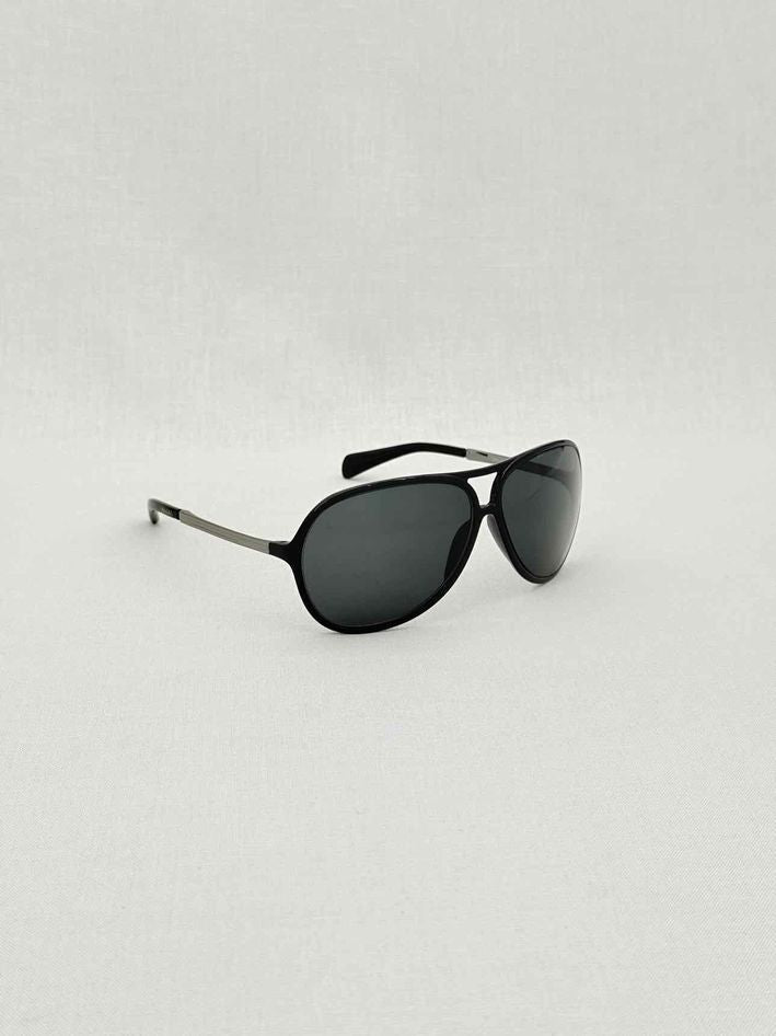 Pre - loved PRADA Black Sunglasses at Reems Closet
