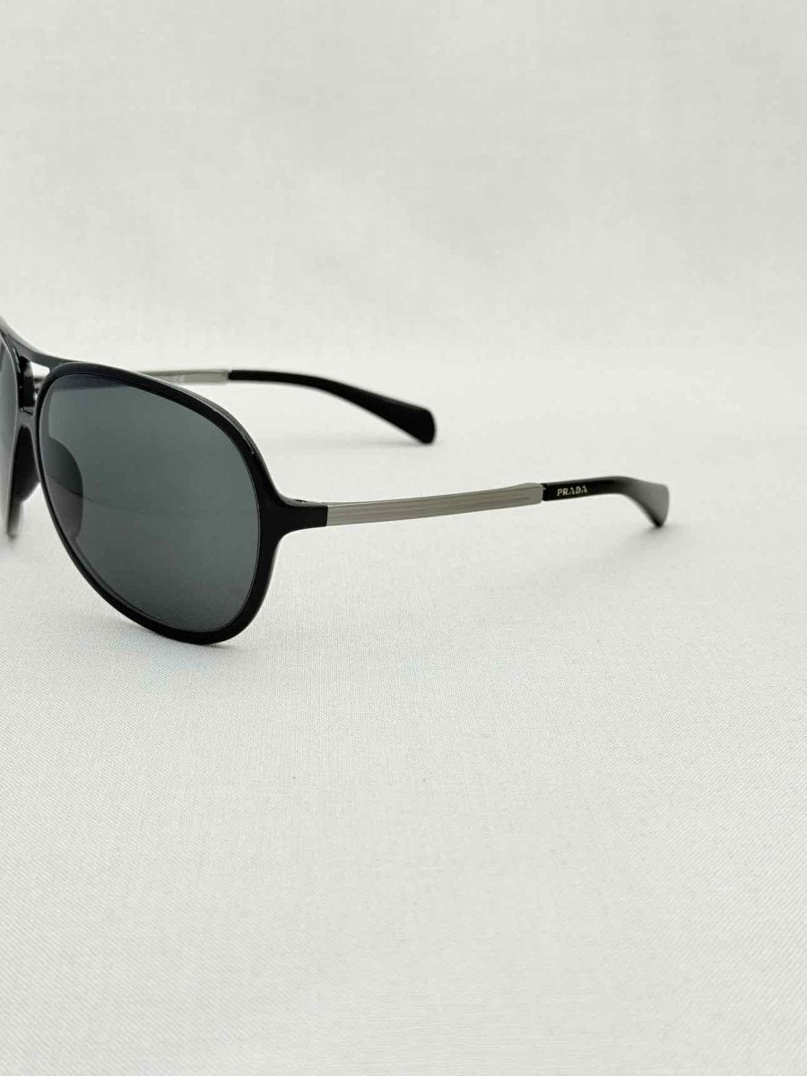 Pre - loved PRADA Black Sunglasses at Reems Closet