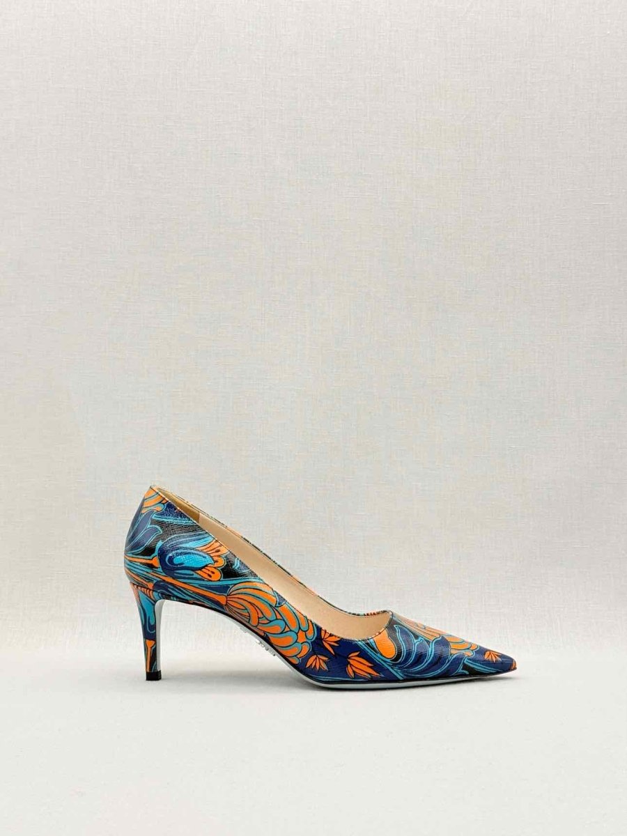 Pre - loved PRADA Fall/Winter 2003 Blue Multicolor Size EU 36 Pumps at Reems Closet