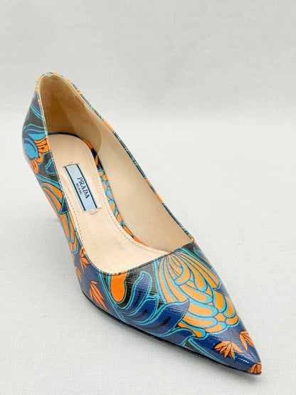 Pre - loved PRADA Fall/Winter 2003 Blue Multicolor Size EU 36 Pumps at Reems Closet