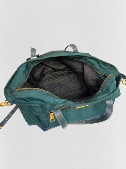 Pre - loved PRADA Green Shoulder Bag at Reems Closet