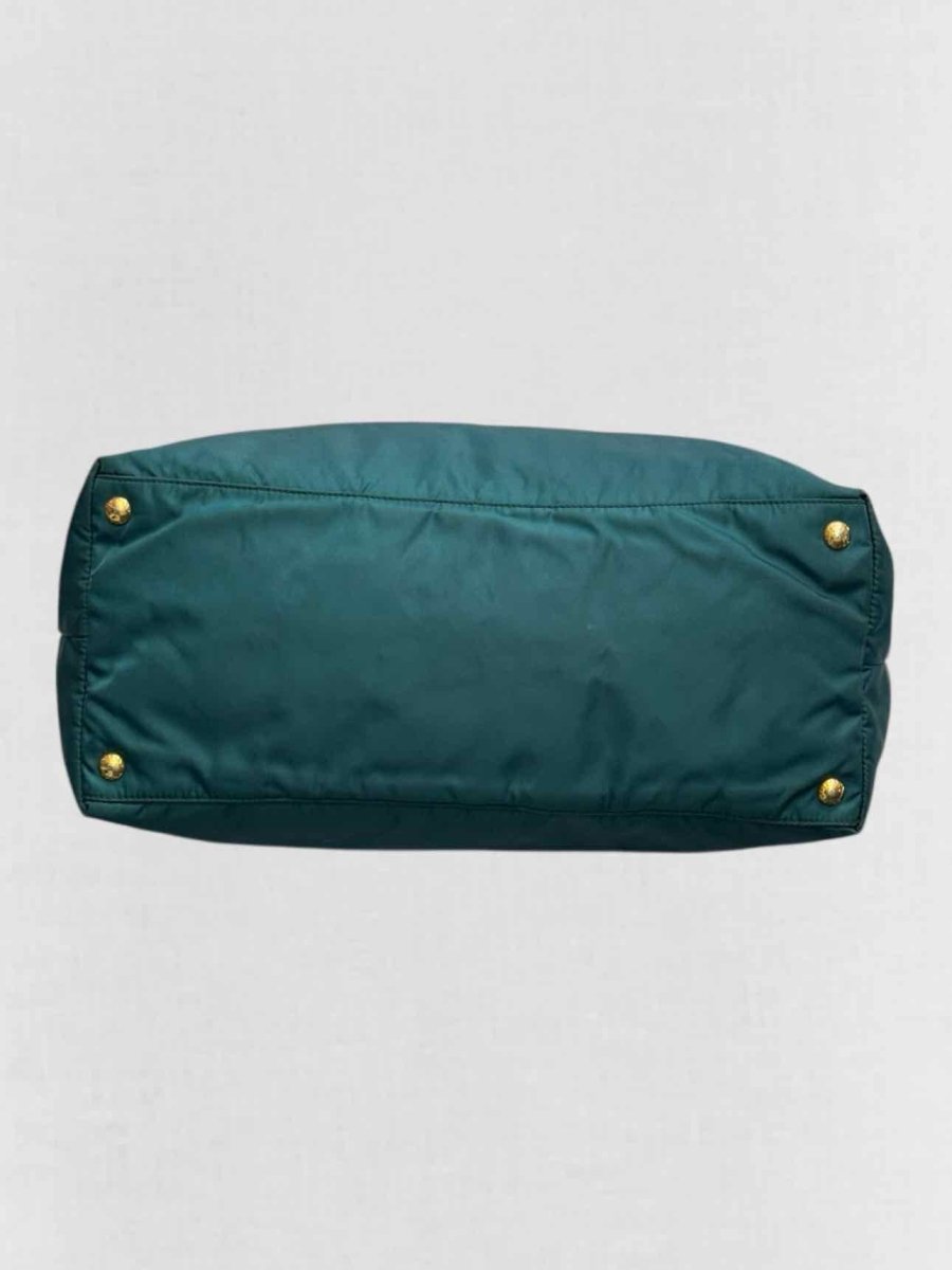 Pre - loved PRADA Green Shoulder Bag at Reems Closet