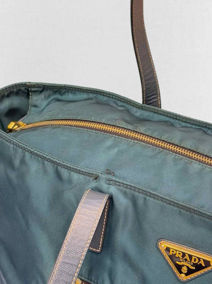 Pre - loved PRADA Green Shoulder Bag at Reems Closet