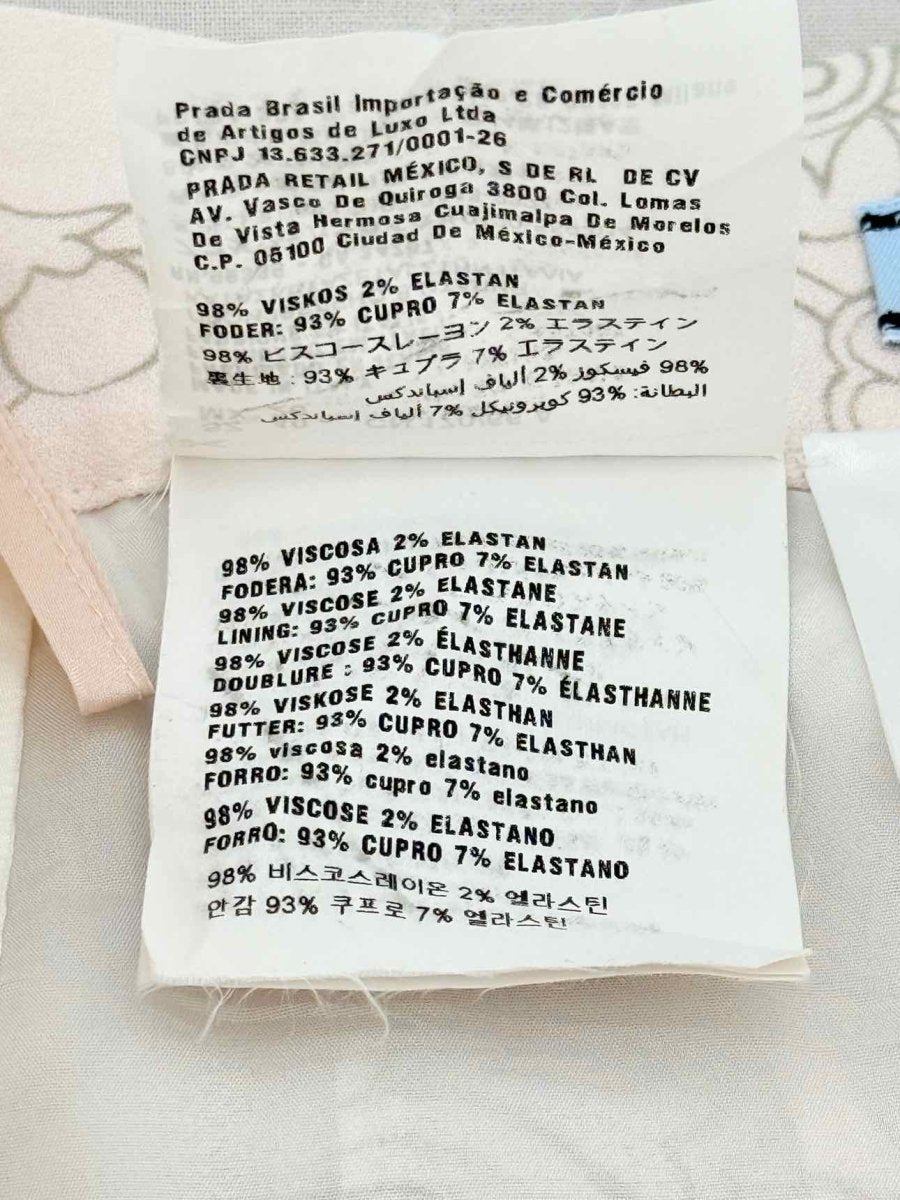 Pre - loved PRADA Pale Pink Printed Size US 4 Knee Length Skirt at Reems Closet