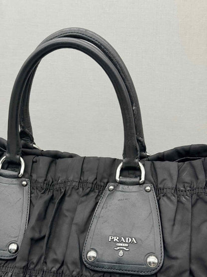 Pre-loved PRADA Tessuto Black Tote Bag at Reems Closet