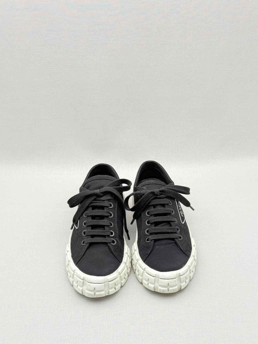 Pre - loved PRADA Wheel Low - top Black Size EU 40 Sneakers at Reems Closet